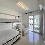 Apartamento Lets Holidays Big With Parking *